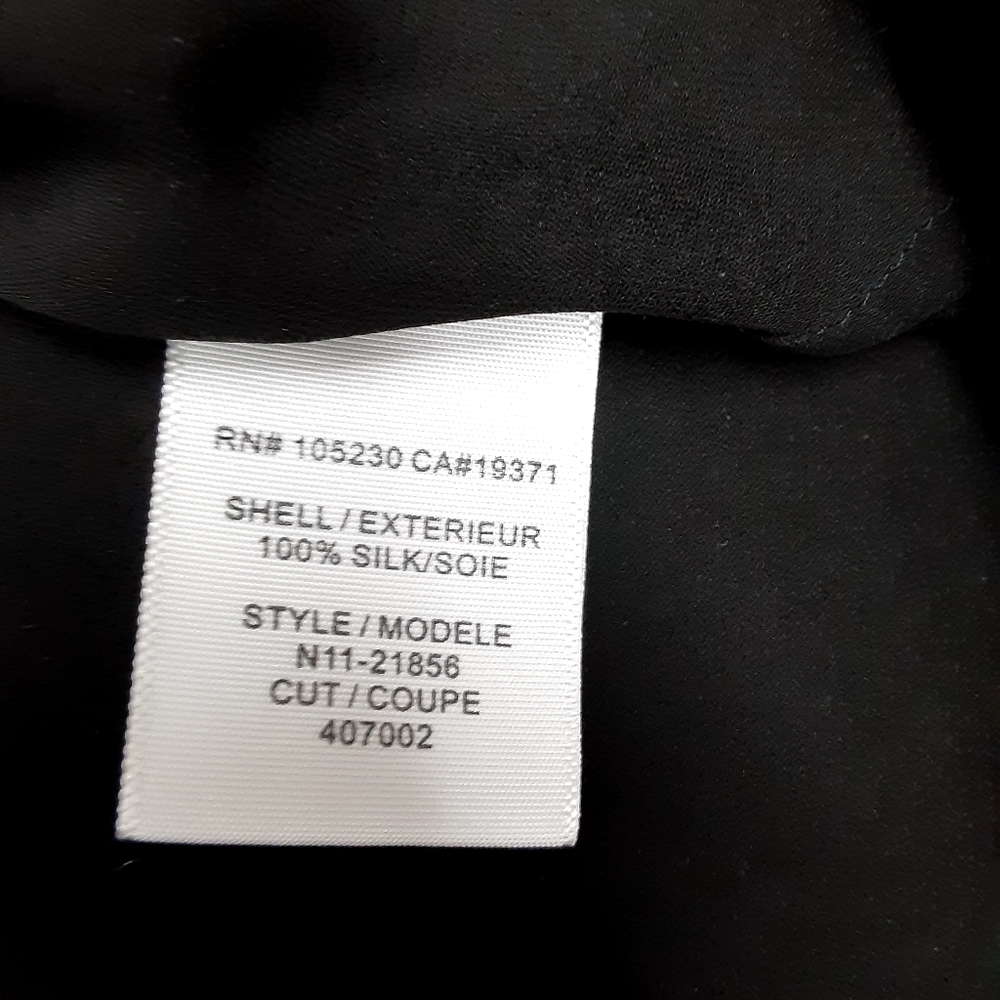 Joie 100% size S Silk Flowy pleated black blouse - Picture 5 of 8